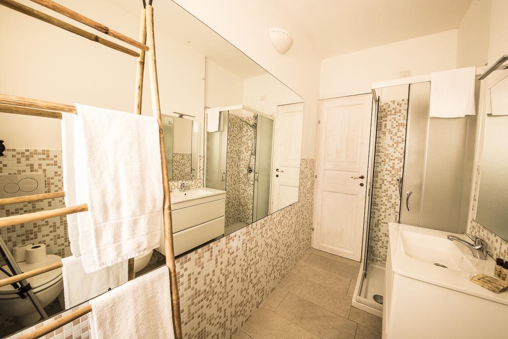 ميروني B&B Lambroriver الغرفة الصورة